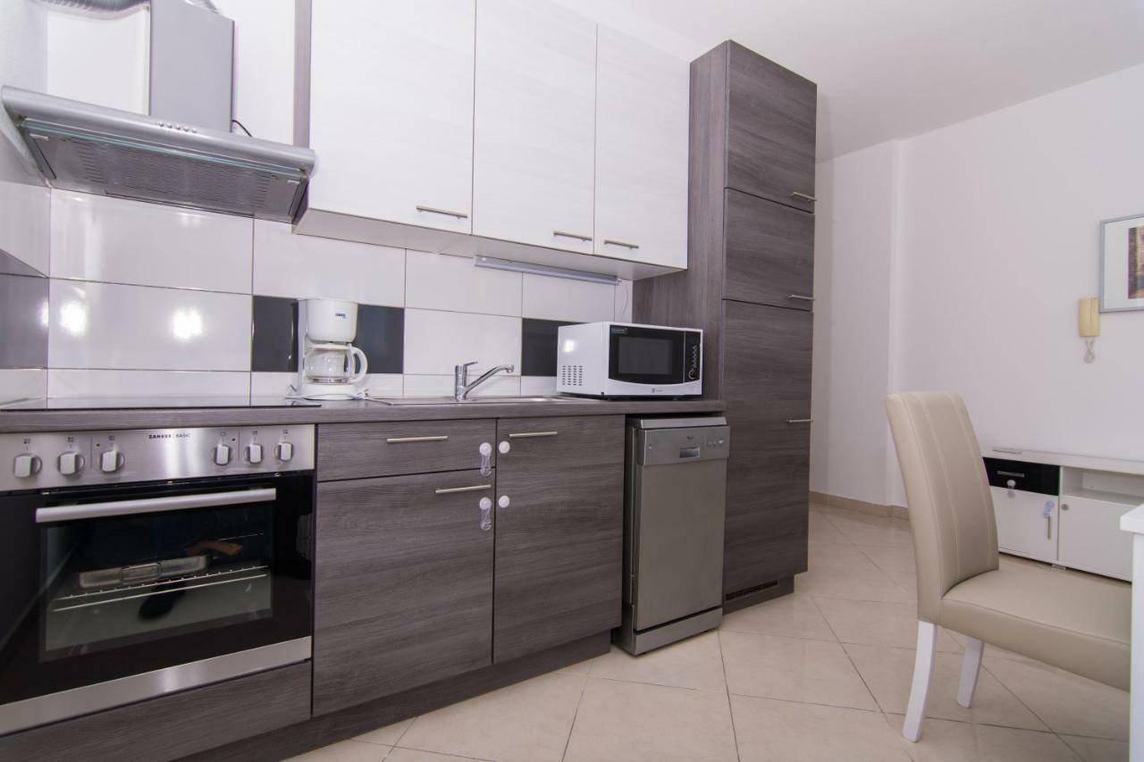Apartment Aba Trogir Eksteriør billede